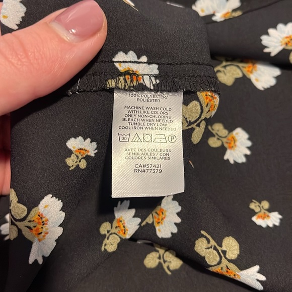 Loft Flowy Tank Top - Picture 3 of 3